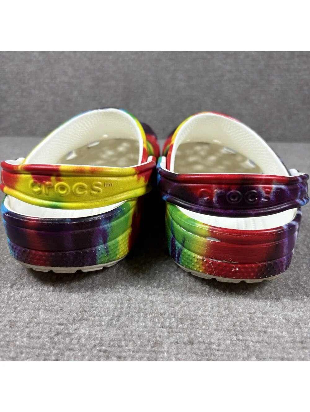 Crocs Classic Tie Dye Clogs Men's 6 Womens 8 Outdoor Gardening Comfort